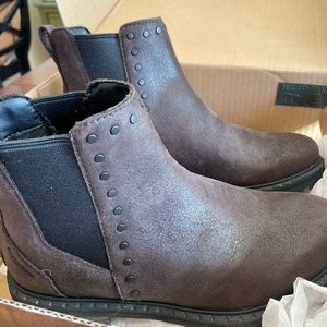 SOREL Lennox Studded Chelsea Waterproof Boots in Blackened Brown